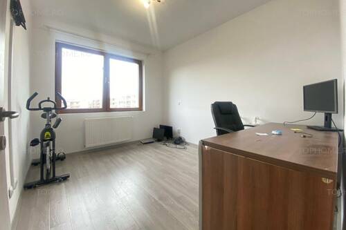 Apartament 3 Camere | Parcare | Piscina și Parc Privat