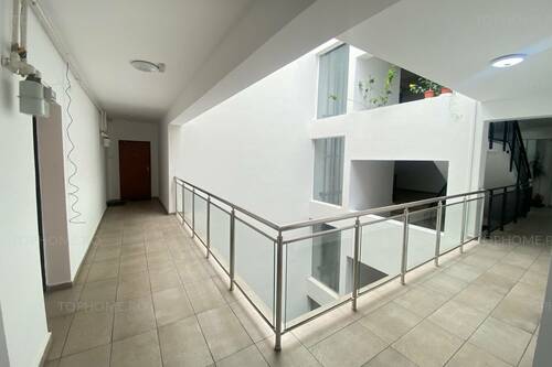 Apartament 3 Camere | Parcare | Piscina și Parc Privat