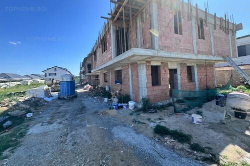 Complex Nou 4 Case P+1+M.5 Cam.Util 175mp.Teren 253mp