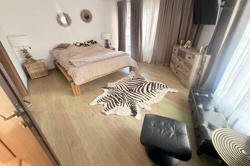 Casa Deosebita P+1+M Situata La Doar 500m Fata De Metrou