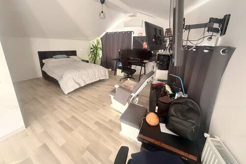 Casa Deosebita P+1+M Situata La Doar 500m Fata De Metrou