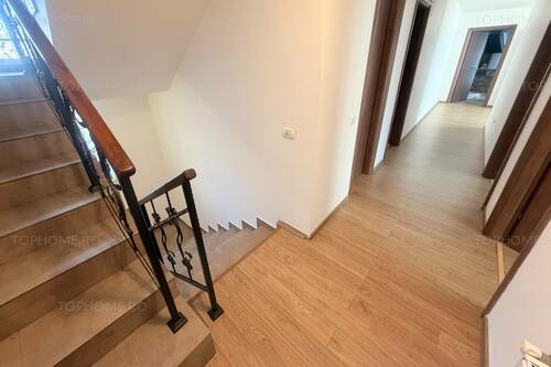 Casa Deosebita P+1+M Situata La Doar 500m Fata De Metrou