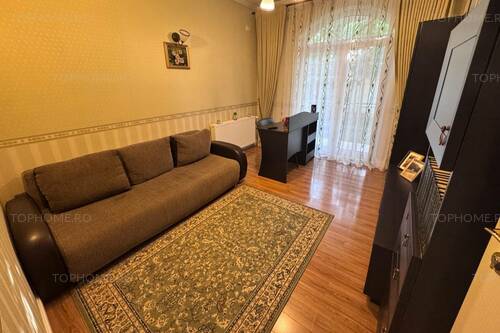 Casa Deosebita Sector 4 P+1+M. 6 Cam.Util 418mp. Teren 1638m