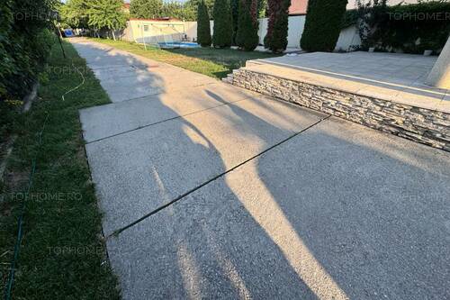 Casa Deosebita Sector 4 P+1+M. 6 Cam.Util 418mp. Teren 1638m