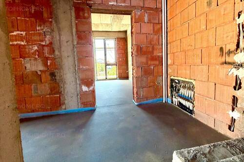 Casa Deosebita Situata Stradal La 350m Fata De Sos. Oltenite