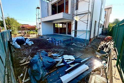 Casa Deosebita Situata Stradal La 350m Fata De Sos. Oltenite