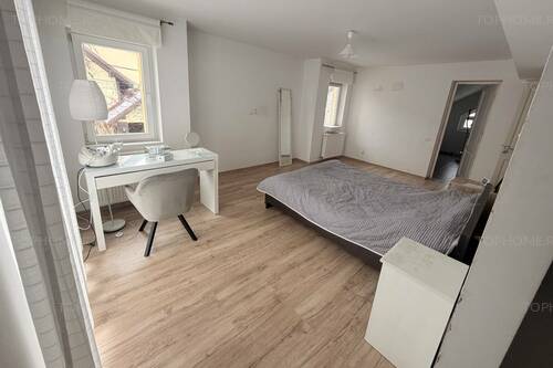 Imobil P+1+Pod 152 Mp Utili. Drumul Fermei. Pretabil Afecere