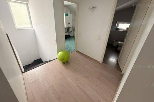 Imobil P+1+Pod 152 Mp Utili. Drumul Fermei. Pretabil Afecere