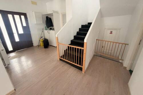 Imobil P+1+Pod 152 Mp Utili. Drumul Fermei. Pretabil Afecere