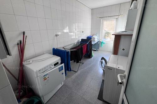 Imobil Pretabil Locuinta Si Afacere. Pozitie Stradala.