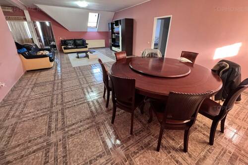 Imobil Pretabil Locuinta Si Afacere. Pozitie Stradala.