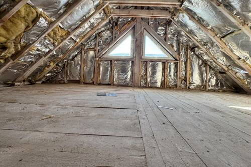 Imobil Pretabil Locuinta Si Afacere. Pozitie Stradala.