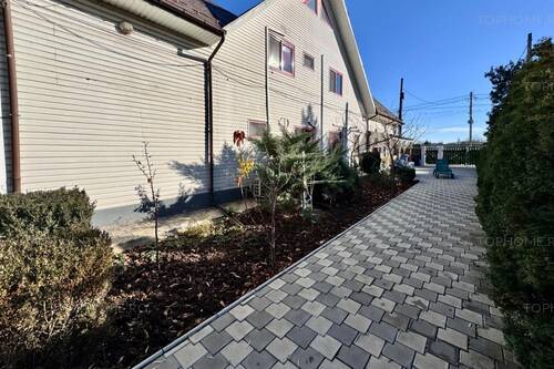 Imobil Pretabil Locuinta Si Afacere. Pozitie Stradala.