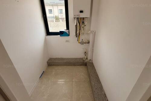 Imobil Pretabil Magazin Sau Restaurant Cu Terasa