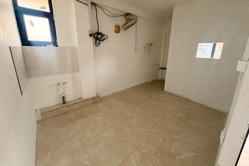 Imobil Pretabil Magazin Sau Restaurant Cu Terasa