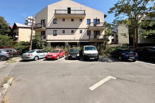 Imobil Zona Mall Vitan. 13 Cam. 11 Bai, 5 Balcoane, 2 Spatii