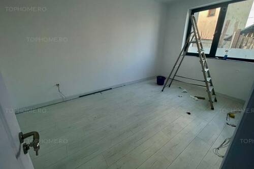 Casa Individuala 5 Cam. Teren 218mp. 600m Fata De Metrou