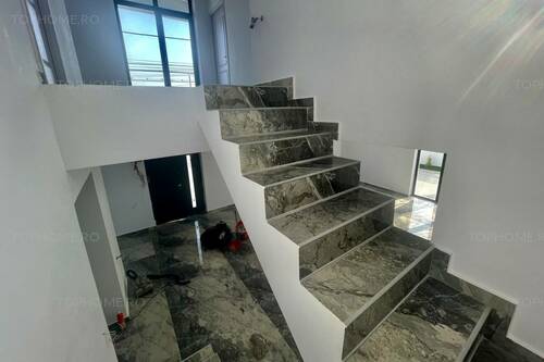 Casa Individuala 5 Cam. Teren 220mp. 600m Fata De Metrou