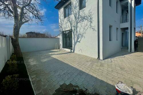 Casa Individuala 5 Cam. Teren 220mp. 600m Fata De Metrou