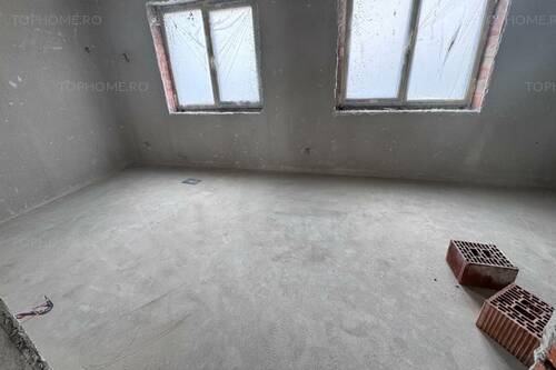 Casa Individuala Cu Dormitor La Parter. 4 Cam. Terem 325 Mp