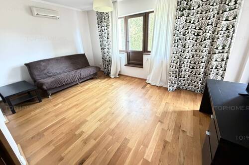 Casa Individuala Cu O Arhitectura Deosebita Zona Buna
