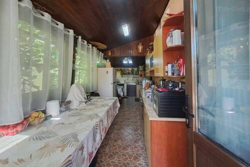 Casa Individuala Cu Piscina. P+1+M. Zona Foarte Buna