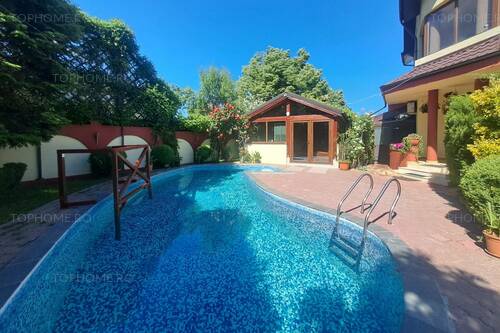 Casa Individuala Cu Piscina. P+1+M. Zona Foarte Buna