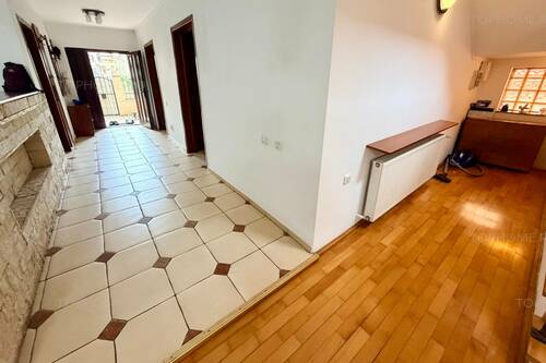 Casa Individuala In Zona Exclusivista. 5 Cam. Teren 500 Mp