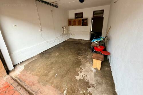 Casa Individuala In Zona Exclusivista. 5 Cam. Teren 500 Mp