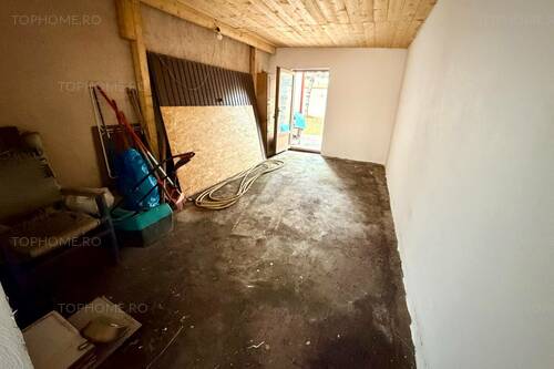 Casa Individuala In Zona Exclusivista. 5 Cam. Teren 500 Mp