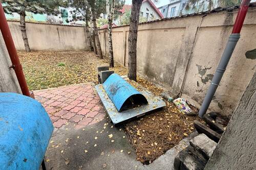 Casa Individuala In Zona Exclusivista. 5 Cam. Teren 500 Mp