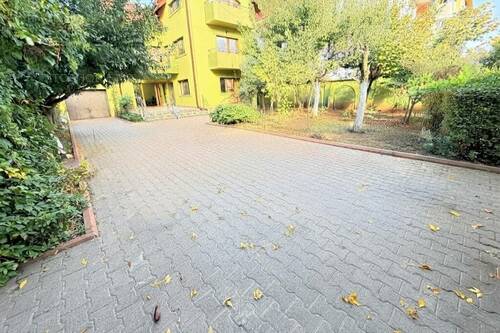 Casa Individuala La Doar 400m Fata De Metrou Dimitrie Leonid