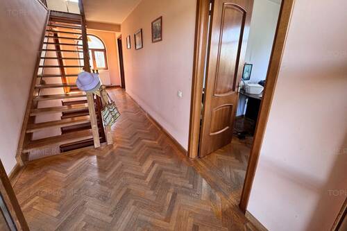 Casa Individuala P+1+M Amplasata Pe Un Teren De 1200 Mp.