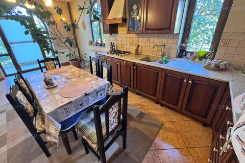 Casa Individuala P+1+M Amplasata Pe Un Teren De 1200 Mp.