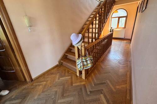 Casa Individuala P+1+M Amplasata Pe Un Teren De 1612 Mp.