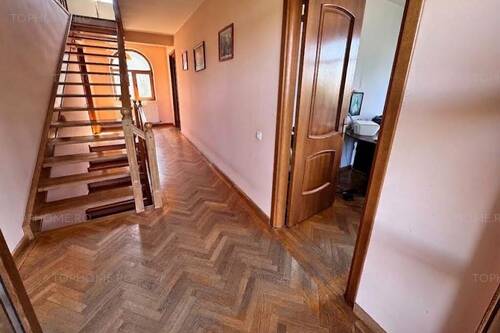 Casa Individuala P+1+M Amplasata Pe Un Teren De 1612 Mp.