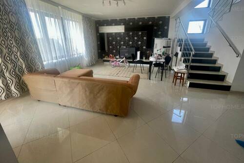 Casa Individuala P+1+M Situata In Sector 4 Drumul Binelui