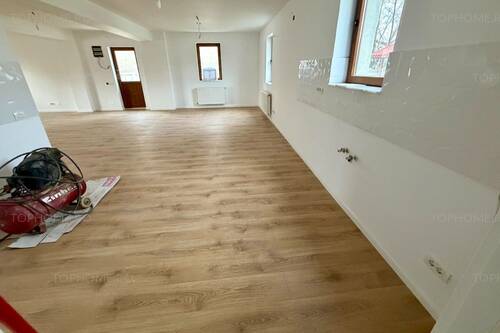 Casa Individuala P+1+Pod. 4 Cam. Teren 585 Mp