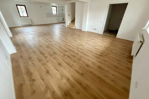 Casa Individuala P+1+Pod. 4 Cam. Teren 585 Mp