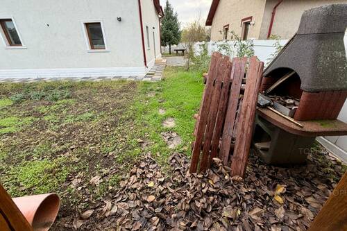 Casa Individuala P+1+Pod. 4 Cam. Teren 585 Mp