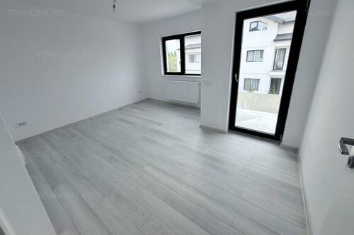 Casa La Cheie P+1+M. 7 Camere. Pozitie Stradala