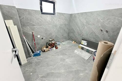 Casa La Cheie P+1+M. 7 Camere. Pozitie Stradala