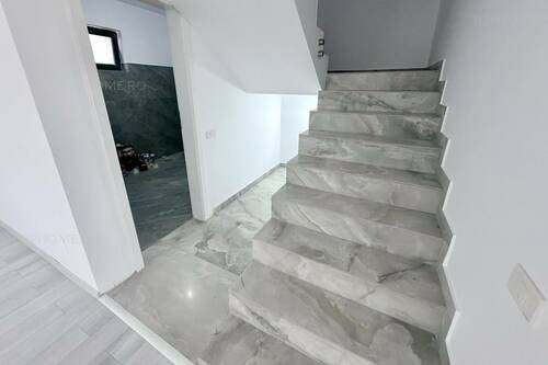 Casa La Cheie P+1+M. 7 Camere. Pozitie Stradala