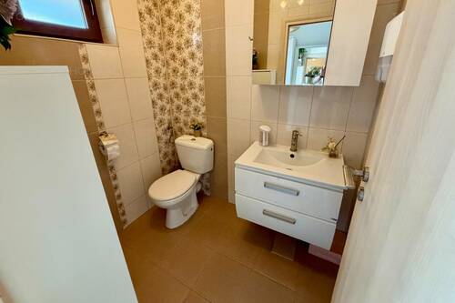 Casa Langa Primarie P+1+Pod Locuibil. Mobilata – Utilata Com