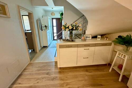 Casa Langa Primarie P+1+Pod Locuibil. Mobilata – Utilata Com