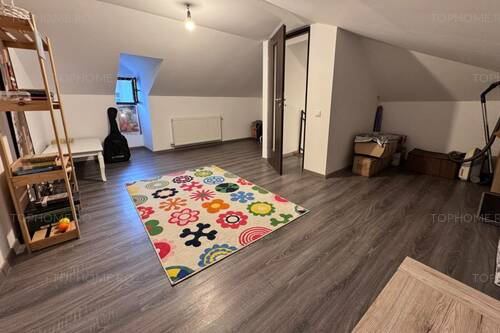 Casa Mobilata - Utilata. 5 Camere. Langa Campus Fermei