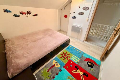 Casa Mobilata-utilata La 12-15 Min De Mers Pe Jos Fata De Me