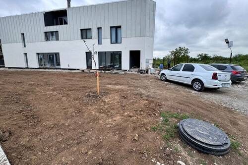 Casa Moderna P+1+M. 320mp Teren. 145mp Util