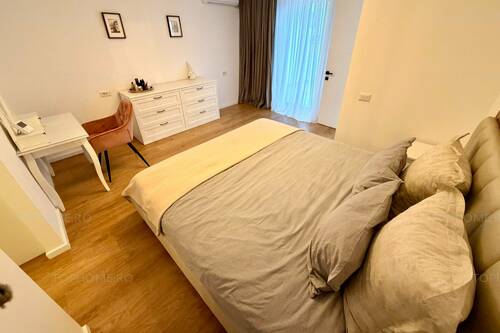 Casa Moderna Sector 4. Mobilata-Utilata Complet. 4 Camere