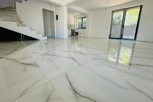 Casa Moderna Sector 4 P+1+M. 4 Cam.Util 133mp. Terem 180mp